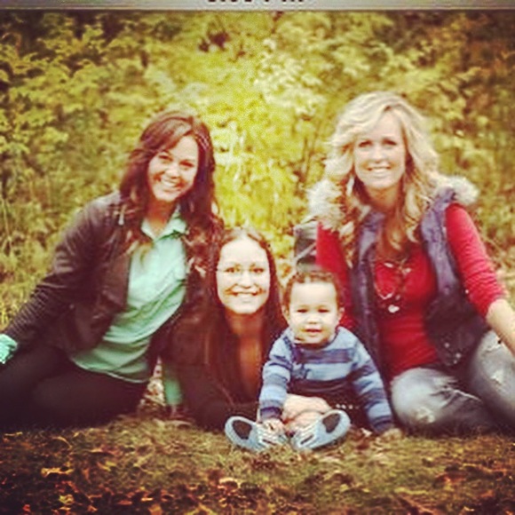 Meet your Posher, Colleen - Picture 4 of 7